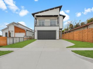 1026 Comal St, Dallas, TX 75203