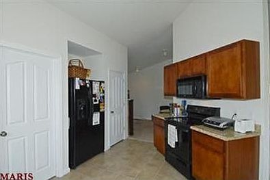 4th image of 150 Wellington Dr