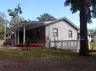 8438 Newton Rd, Jacksonville, FL 32216