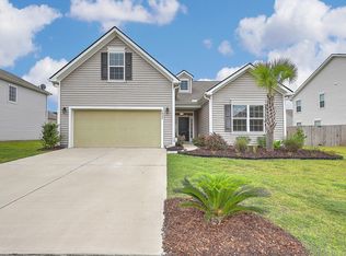 7845 Lumberton Rd, North Charleston, SC 29418
