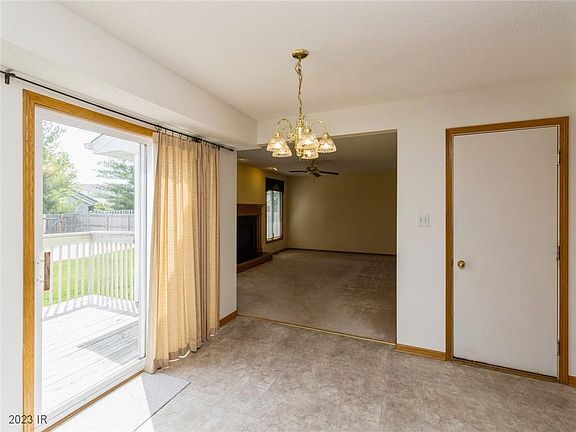 5th image of 1125 SE Indigo Ln