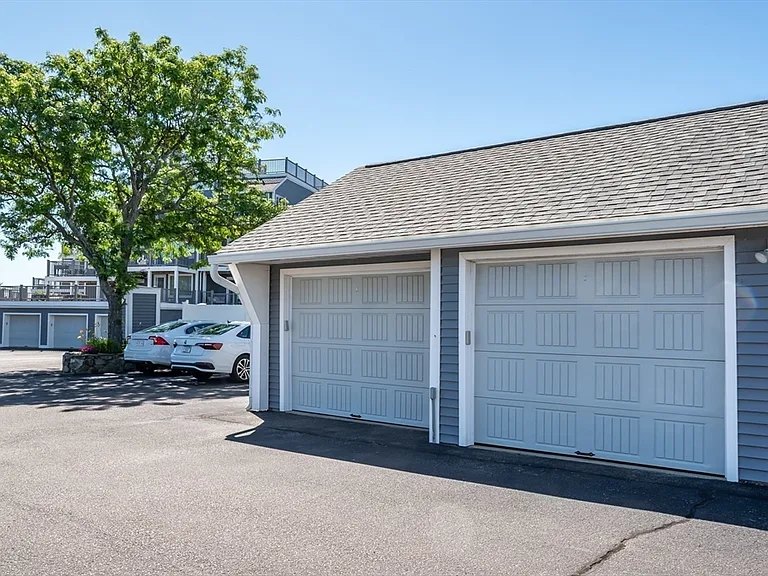 22 Oceanside Dr #22 — Photo 36