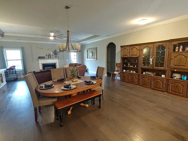2104 S Meadows Dr SW — Photo 4