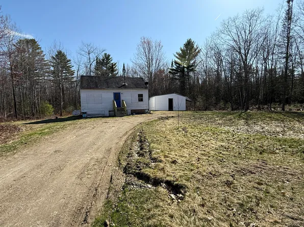 175 Mcnally Road, Clinton, ME 04927