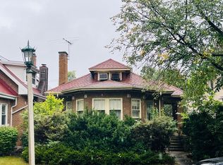 842 N Grove Ave, Oak Park, IL