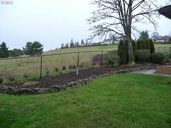 3rd image of 3017 NE 157th St
