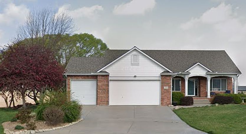 1st image of 316 W Autumn Blaze Cir