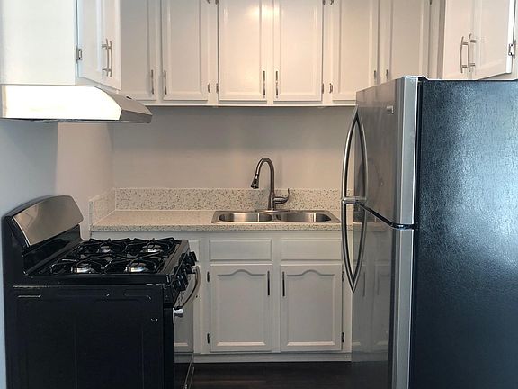 5th image of 315 N Virgil Ave