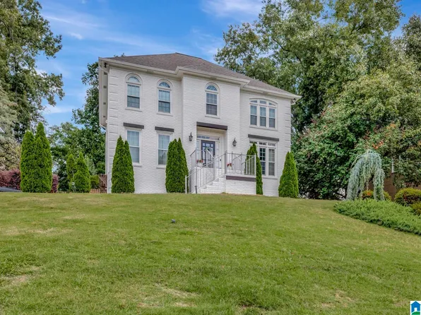 2221 Hearthwood Cir, Birmingham, AL 35242