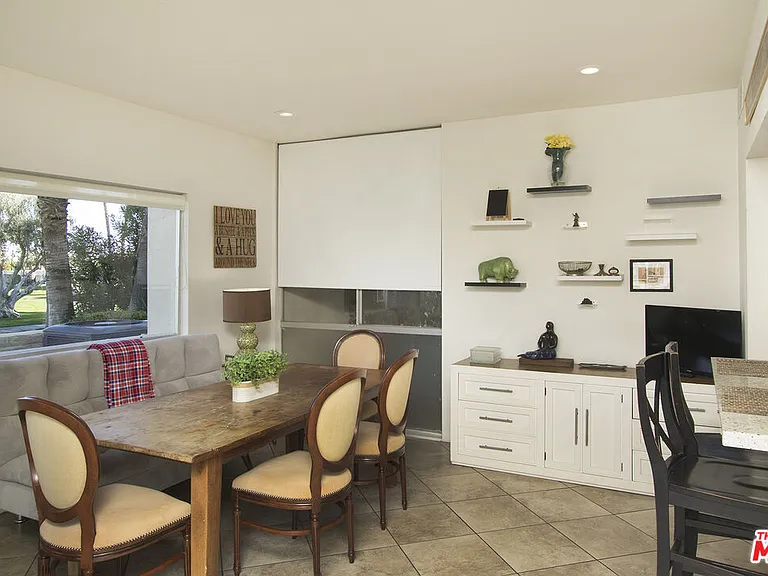 501 Desert Lakes Cir — Photo 48