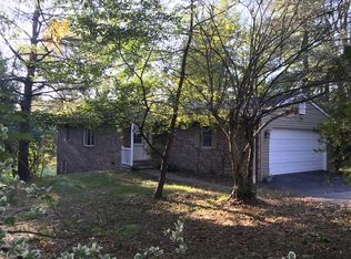 100 Blacksmith Rd, Camp Hill, PA 17011