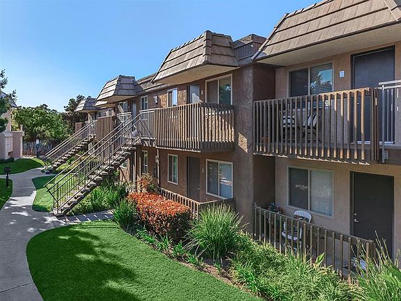 4th image of 2707 Avenida De Anita #67