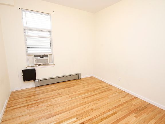 2nd image of 1444 30th Dr APT 1