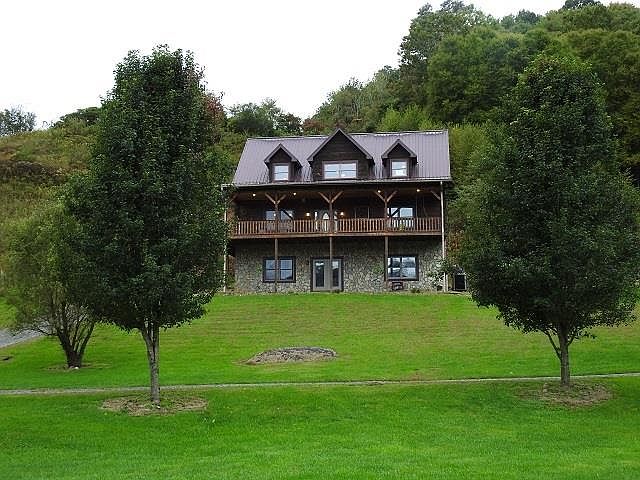 1st image of 4672 Highlands Pkwy