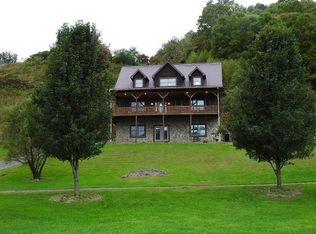 4672 Highlands Pkwy, Mouth Of Wilson, VA 24363