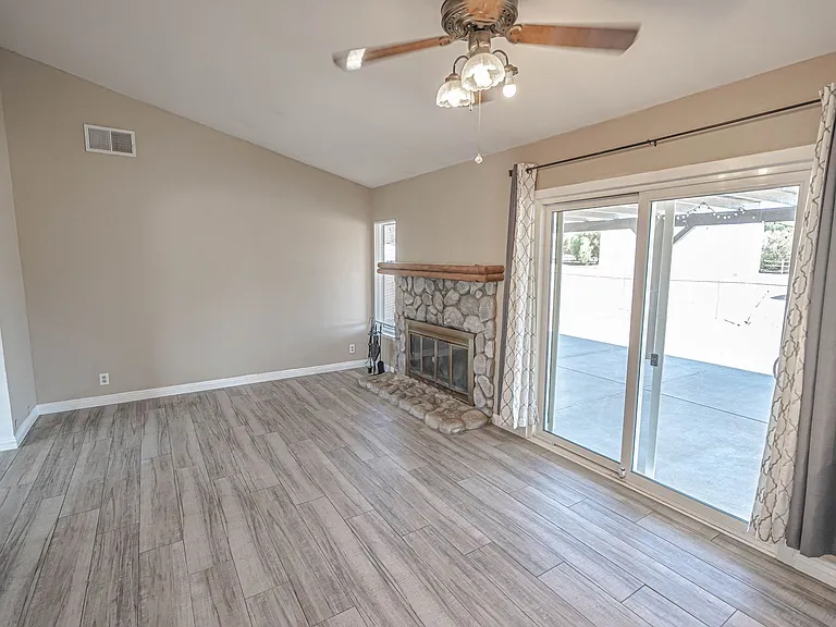 33440 Overland Trl — Photo 4