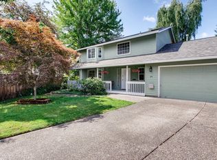 375 NE 33rd Ct, Hillsboro, OR 97124
