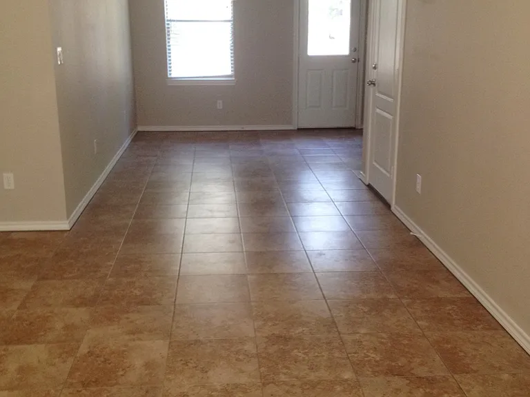 Coming Soon: 2 Bedroom Duplex in Lindale! — Photo 4