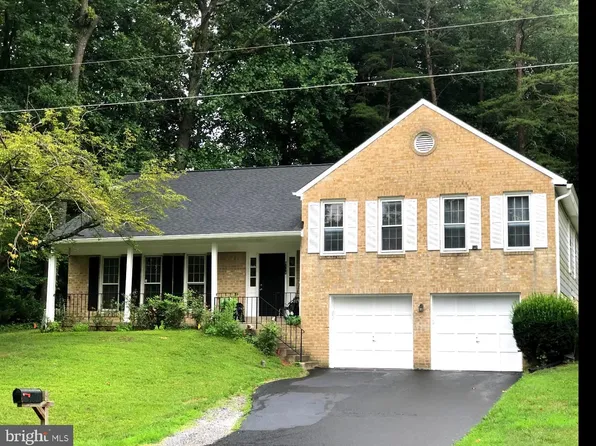 8114 Tuckerman Ln, Potomac, MD 20854