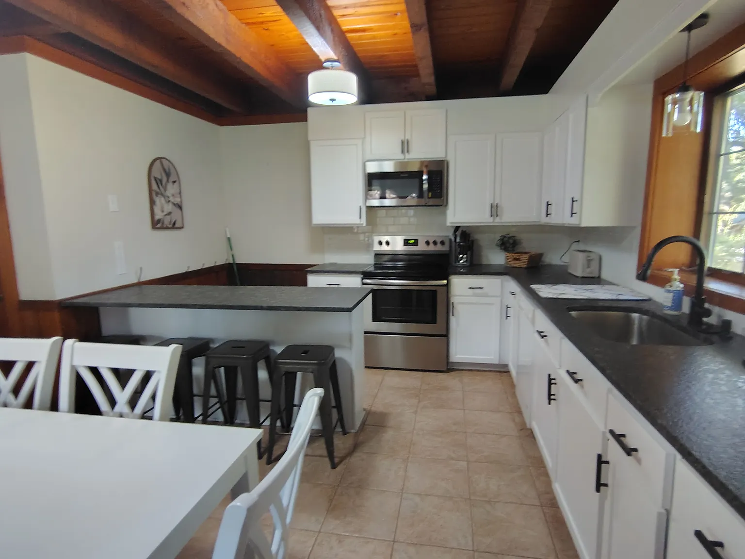 7030 Dodson Branch Cabin Home — Photo 2