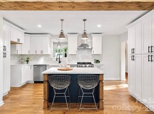 3840 Colebrook Rd, Charlotte, NC 28215