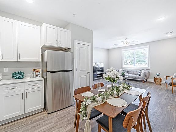 3rd image of 1720 Crestdale Dr #1101-O
