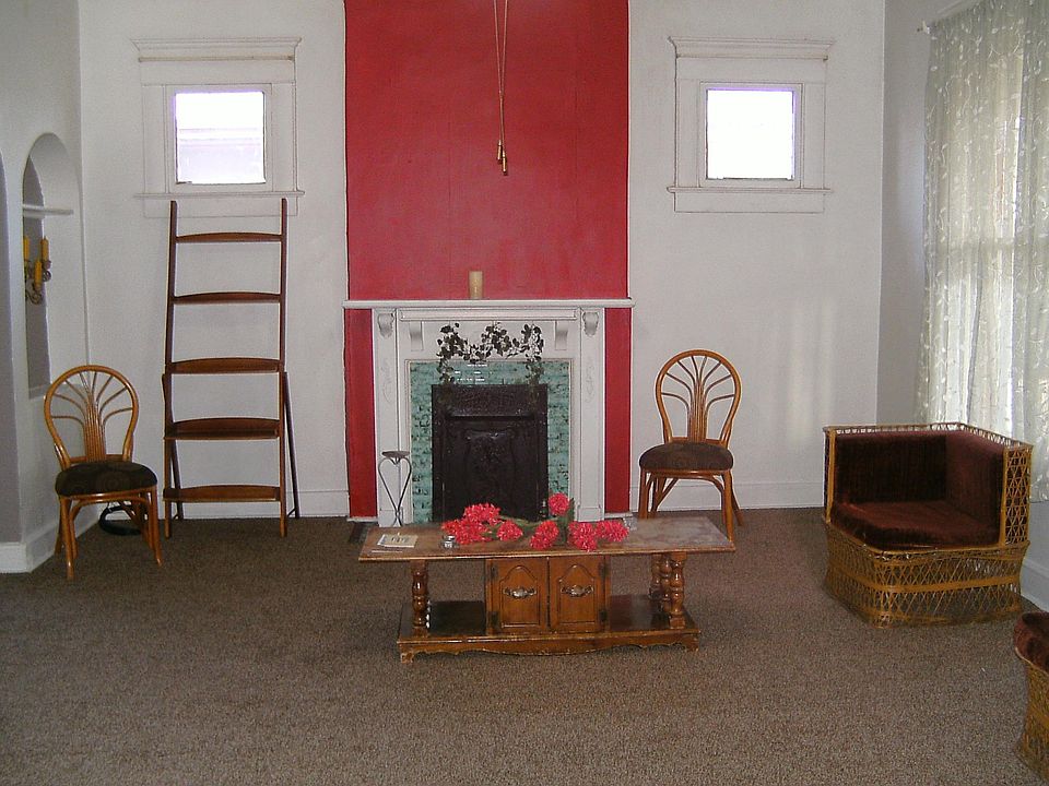 1st image of 905 Upson Dr