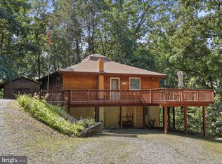 557 Lake Dr, Front Royal, VA 22630