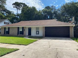 1516 Queens Dr, Slidell, LA 70458