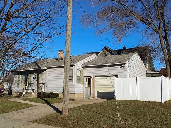 2nd image of 2940 Vermont Ave SW