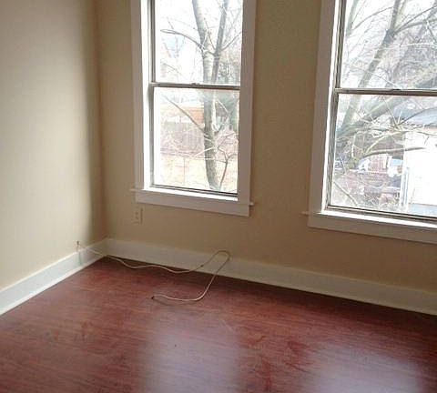 3rd image of 215 Rosette St Fl 2