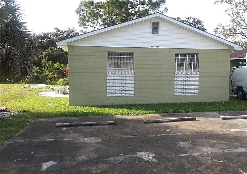1st image of 609 Dade Ave