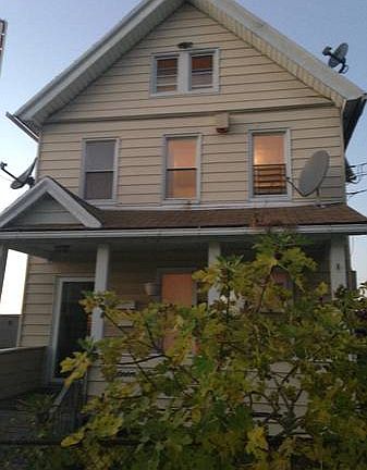 2nd image of 15 Josephine St