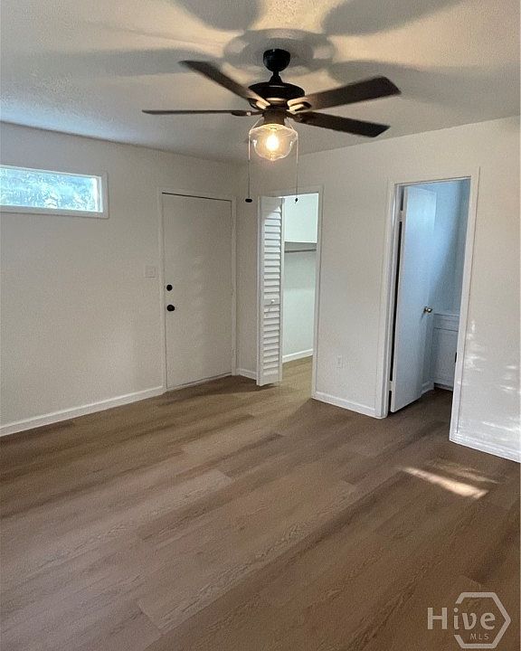 1st image of 1217 E 60th St