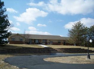 1973 14th Ave, McPherson, KS 67460