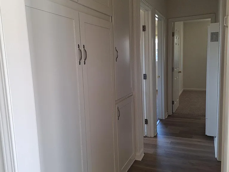 4737 Pocahontas Ave — Photo 4