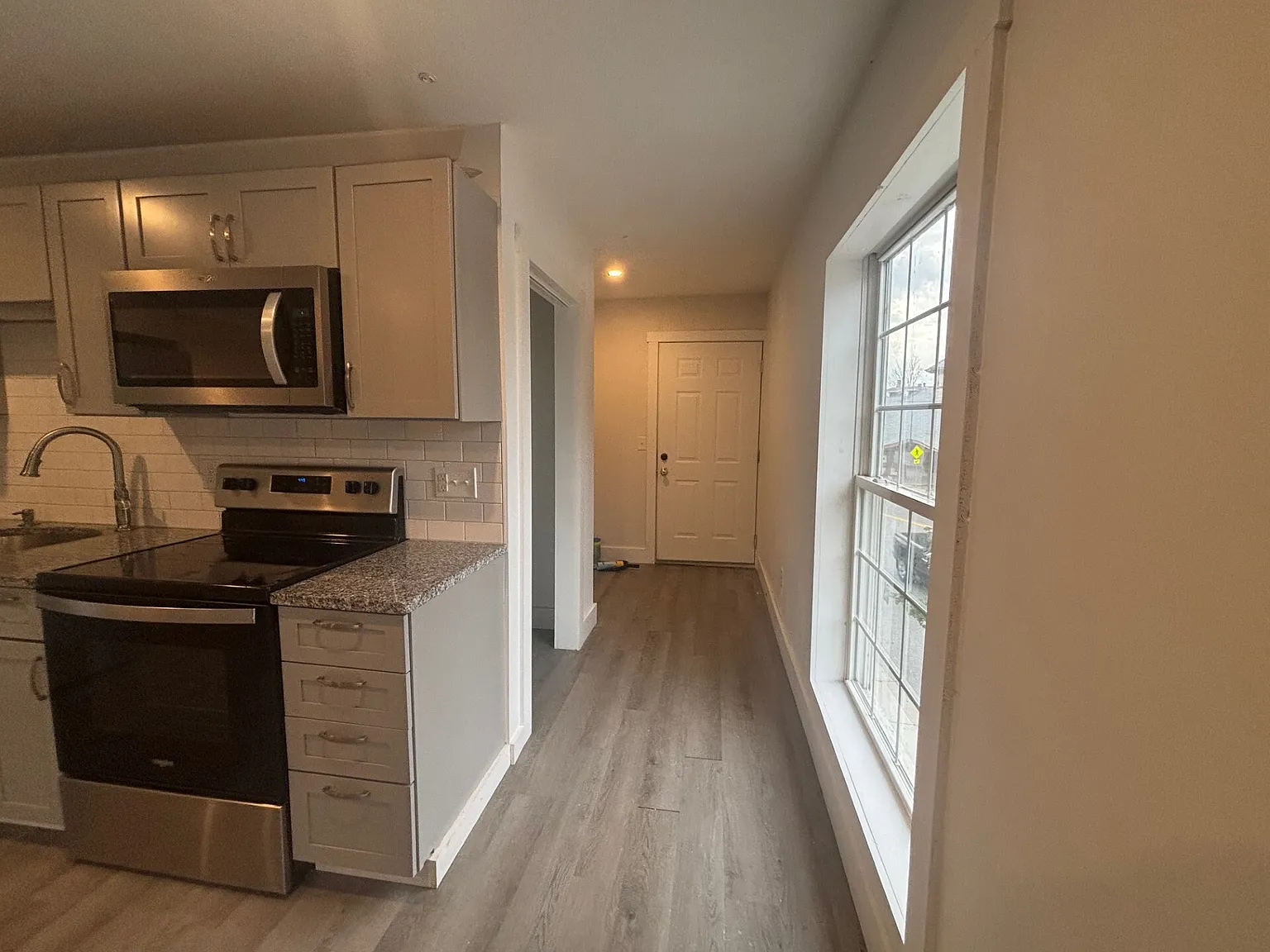 676 Main St — Photo 1