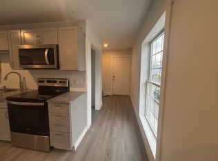 676 Main St, Laconia, NH 03246