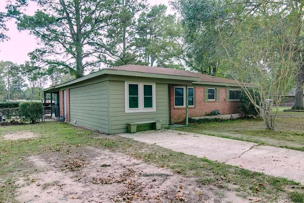 124 Oak St, Maud, TX 75567 Zillow