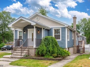 61 Beechwood Ave, Lake Hiawatha, NJ 07034