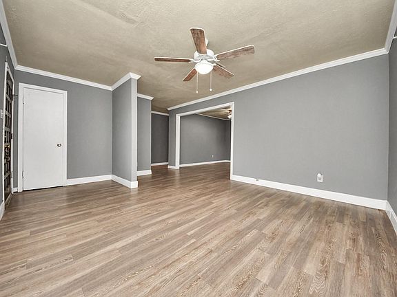 5th image of 3214 Tuam St