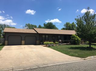 408 N Roosevelt St, Marion, KS 66861