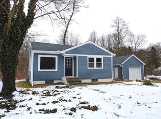 4079 Territorial Rd, Benton Harbor, MI 49022