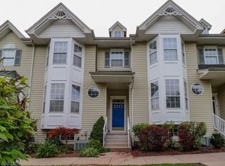 4 Worthington Ter, Flemington, NJ 08822