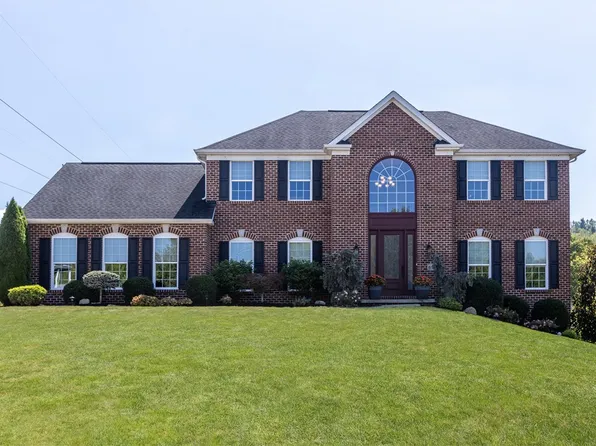617 Scenic Ridge Dr, Venetia, PA 15367