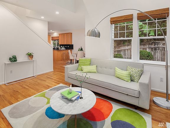 5th image of 10798 221st Ln NE #26