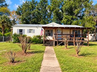 230 E Rodgers Blvd, Chiefland, FL 32626