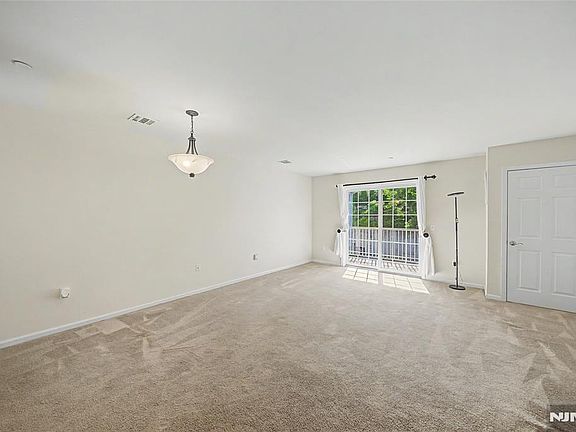 2nd image of 58 Kinderkamack Rd APT 22