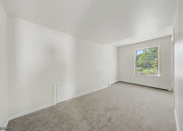 12 High St — Photo 33