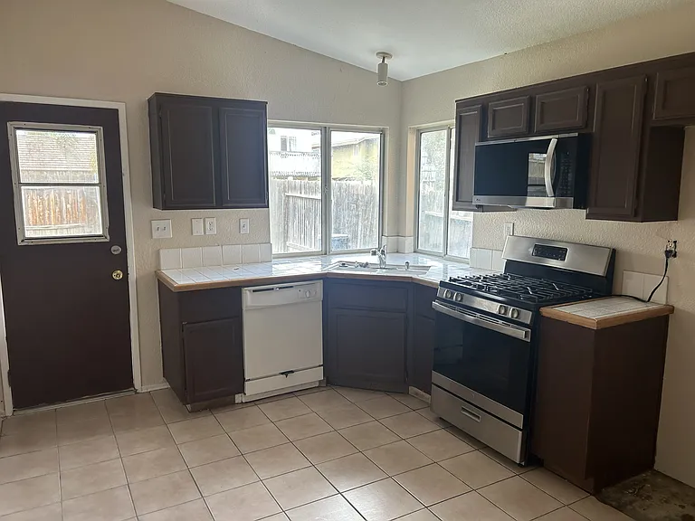 520 Camino Morena — Photo 7
